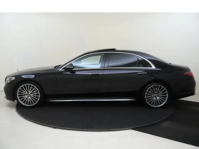Mercedes-Benz S-Class view 8