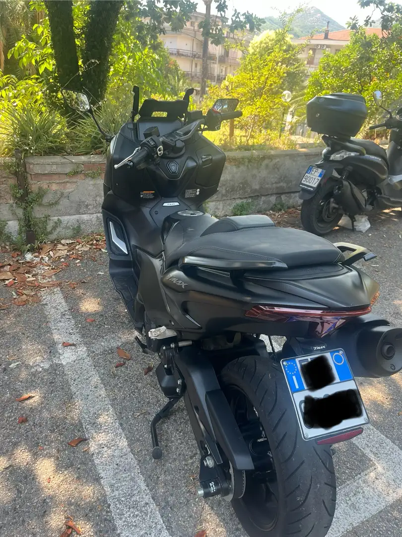 Yamaha TMAX 560 abs - 1