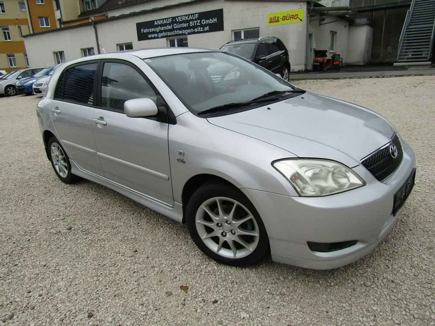 Toyota Corolla 2.0 D-4D C Compact Argintiu - 2