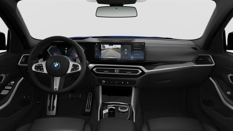 BMW 320 M Sport Pro — photo 11