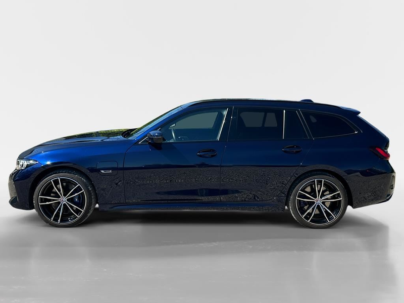 BMW 320 M Sport Pro — photo 4