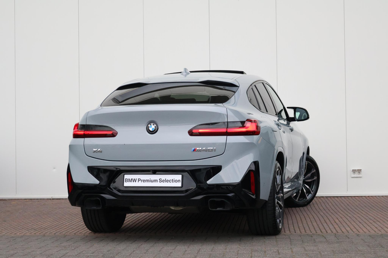 BMW X4 M40i High Executive | Panorama Dak | trekhaak | El — photo 2