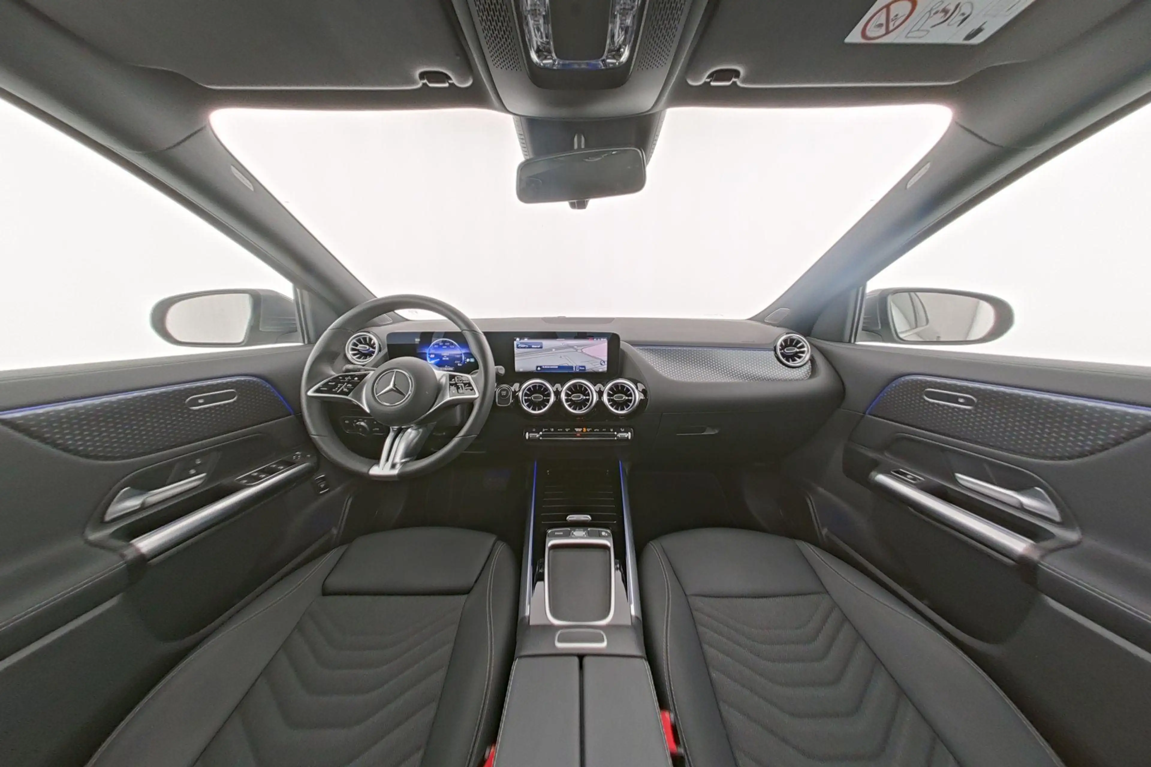 Mercedes-Benz EQA 250 250+ Essential Line 71 kWh — photo 12
