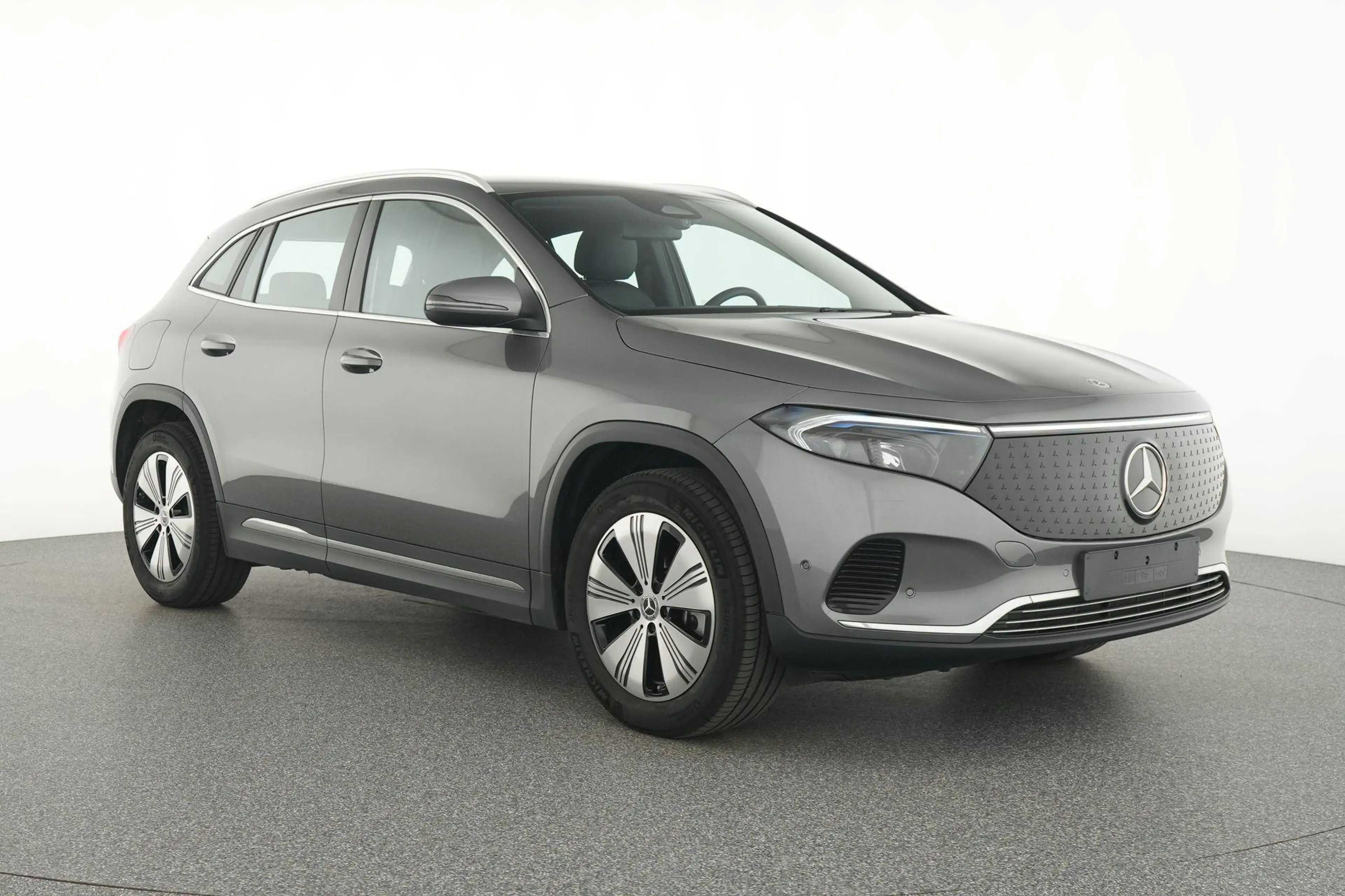 Mercedes-Benz EQA 250 250+ Essential Line 71 kWh — photo 2