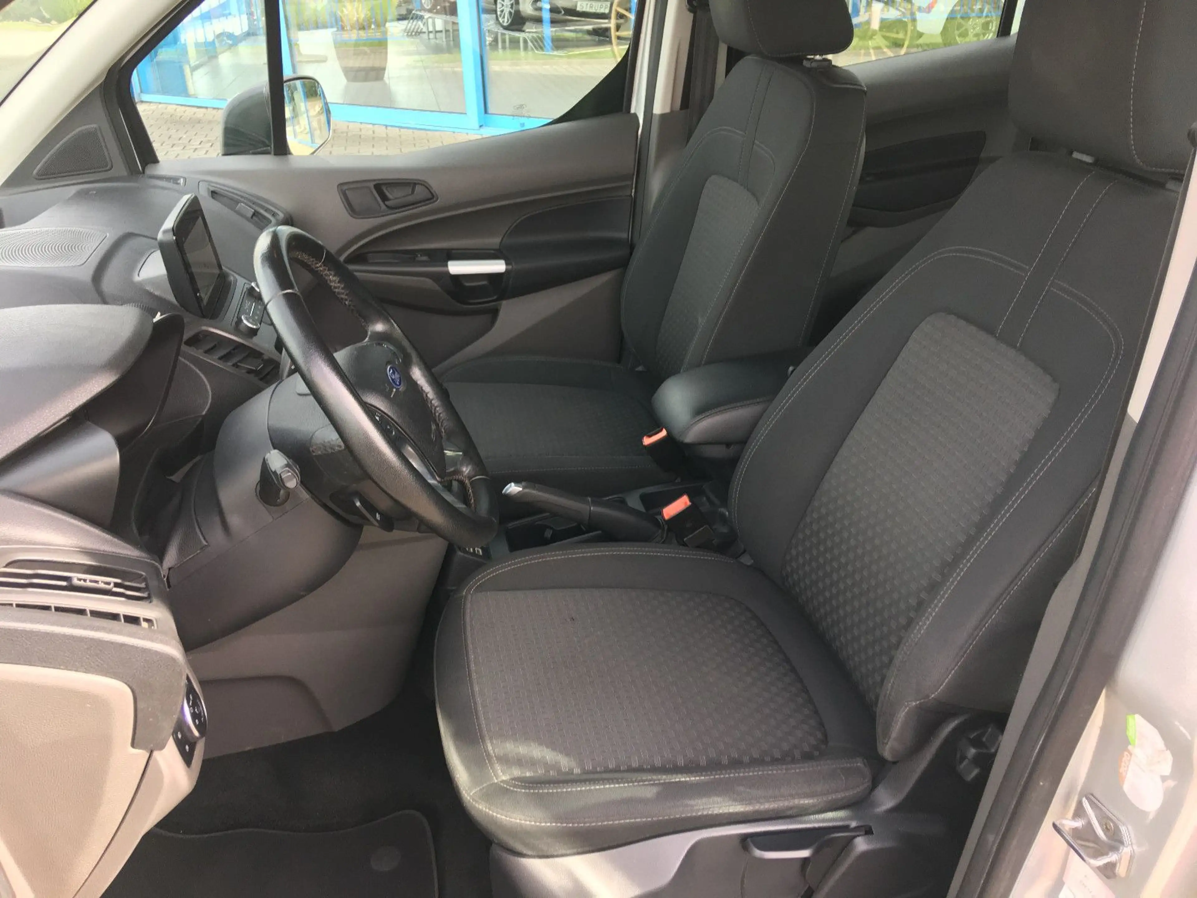Ford Tourneo Connect Trend Navi/Kamera/PDC/AHK — photo 15