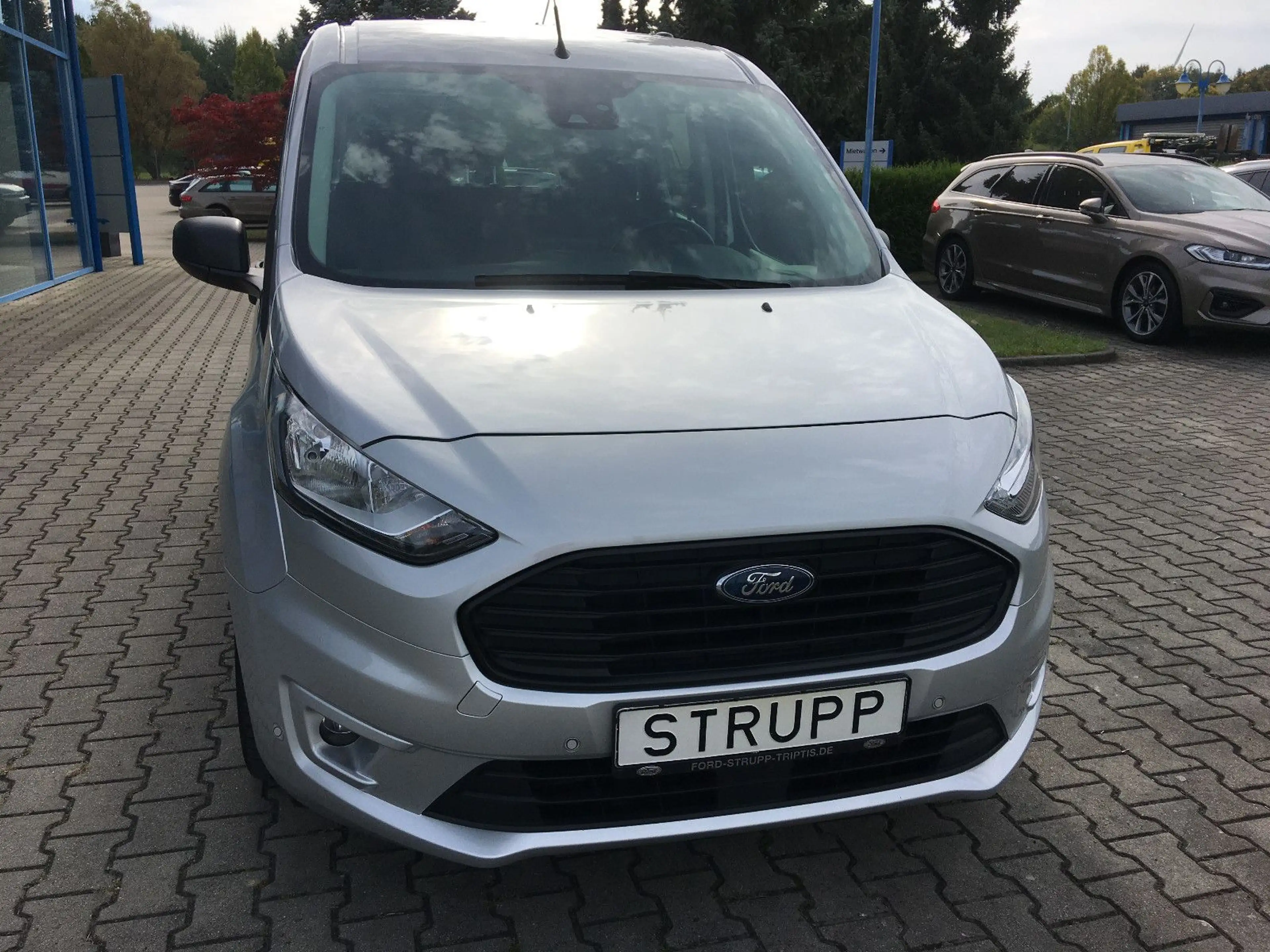 Ford Tourneo Connect Trend Navi/Kamera/PDC/AHK — photo 7