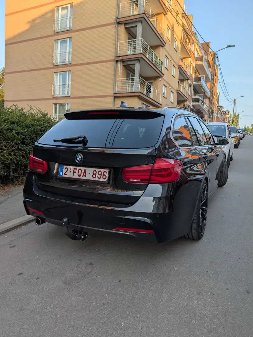 BMW 318 Touring dA pack M jantes 19 p Zwart - 1