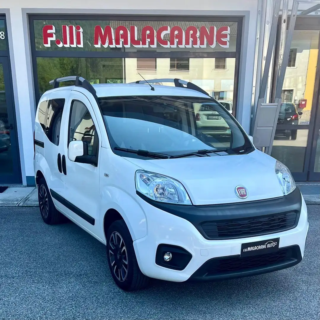 Fiat Qubo 1.4 8V 77 CV Lounge Natural Power Bianco - 1