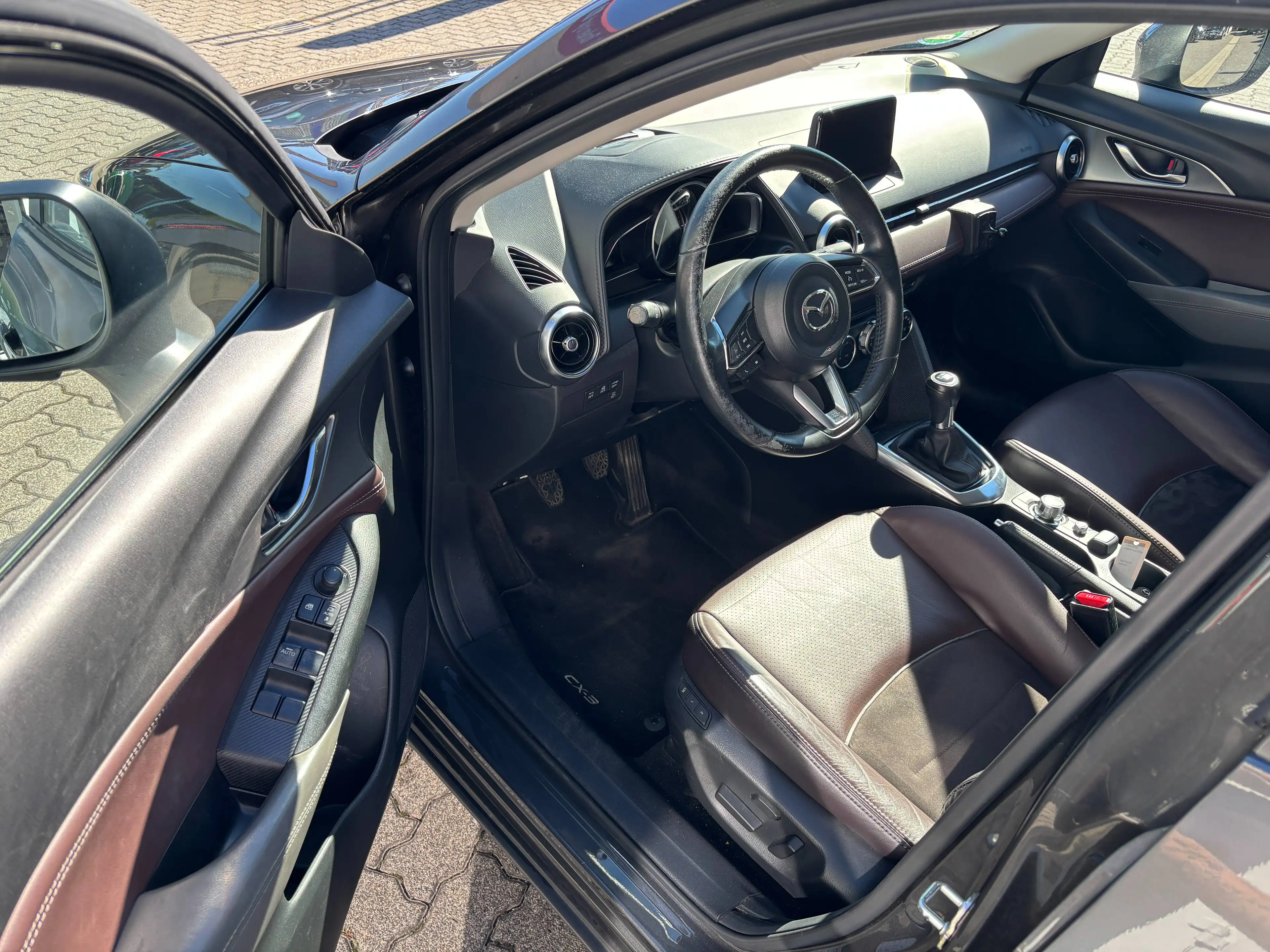 Mazda CX-3 Kizoku Intense — photo 10