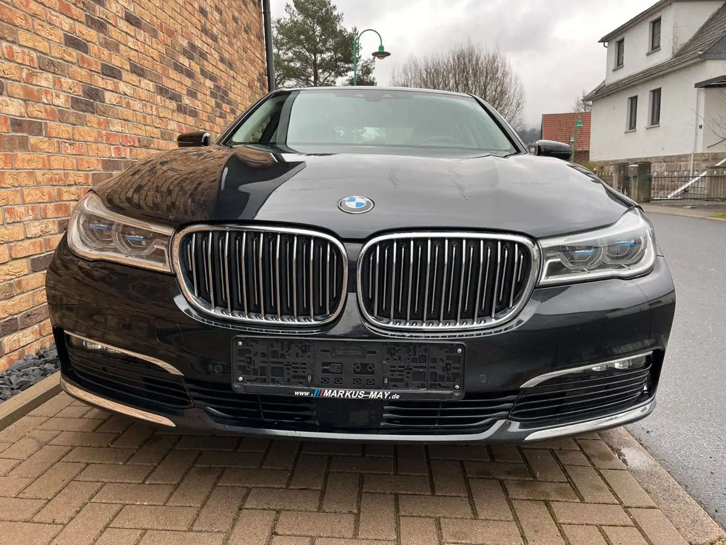 BMW 730 dA AHK Laser Leder HeadUp Komfortsitze ACC Noir - 2
