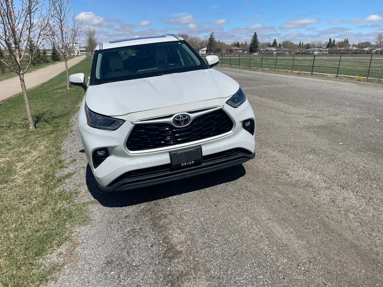 Toyota Highlander снимка Toyota Highlander