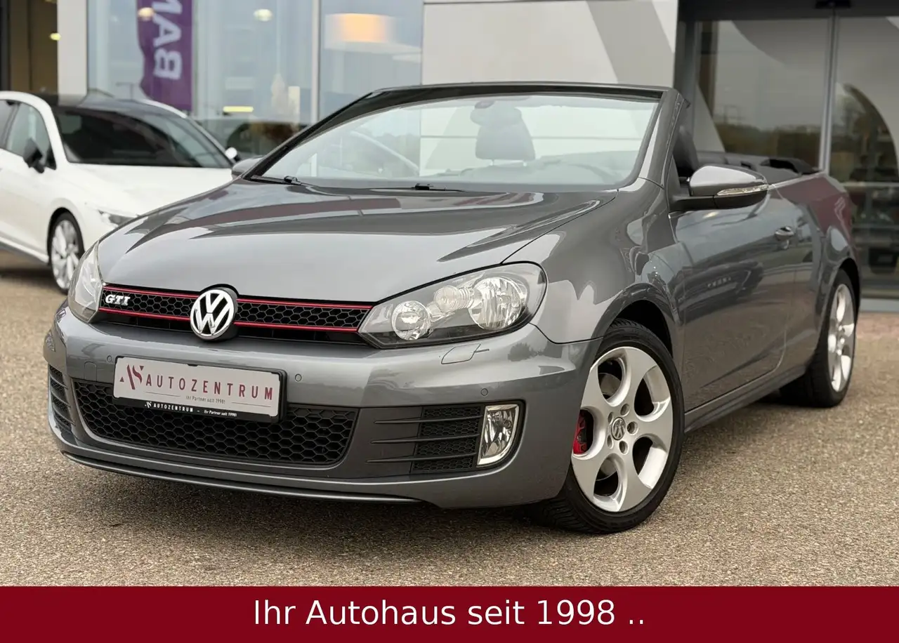 Volkswagen Golf VI Cabriolet 2.0 TSI GTI CAM/KAMERA/TÜV NEU — photo 1 of 26