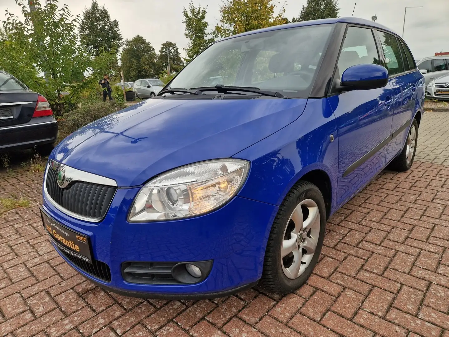 Skoda Fabia Ambiente Bleu - 1