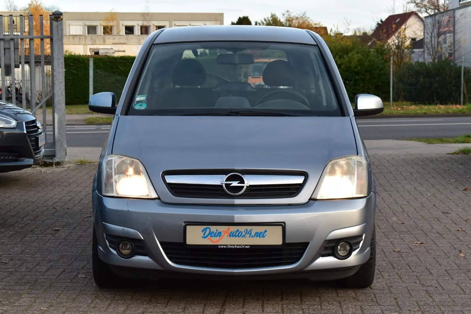 Opel Meriva 1.6 Navi Klima| Si-Hzg| BC| El.FH| Euro 4 Silber - 2