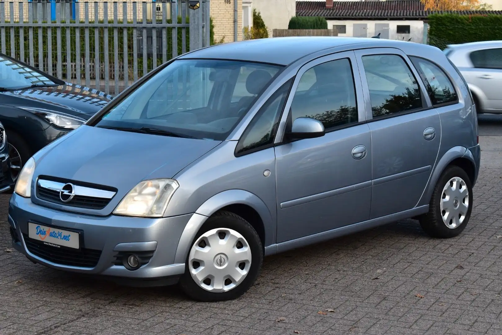 Opel Meriva 1.6 Navi Klima| Si-Hzg| BC| El.FH| Euro 4 Silber - 1