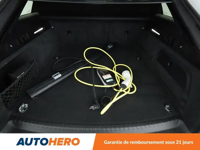 Audi A6 view 20