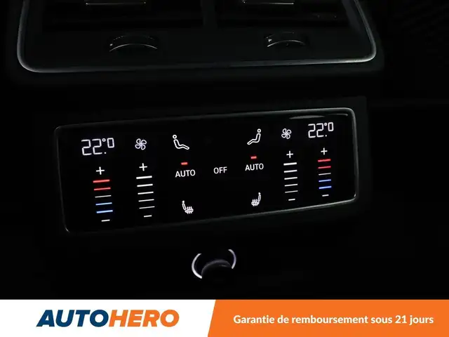 Audi A6 view 12