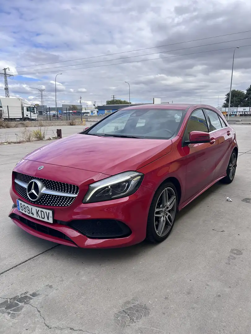Mercedes-Benz A 200 200d 7G-DCT Rojo - 1