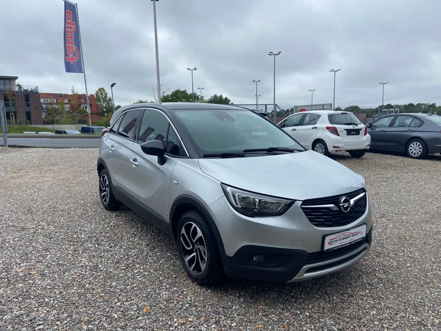Opel Crossland X Silber - 2