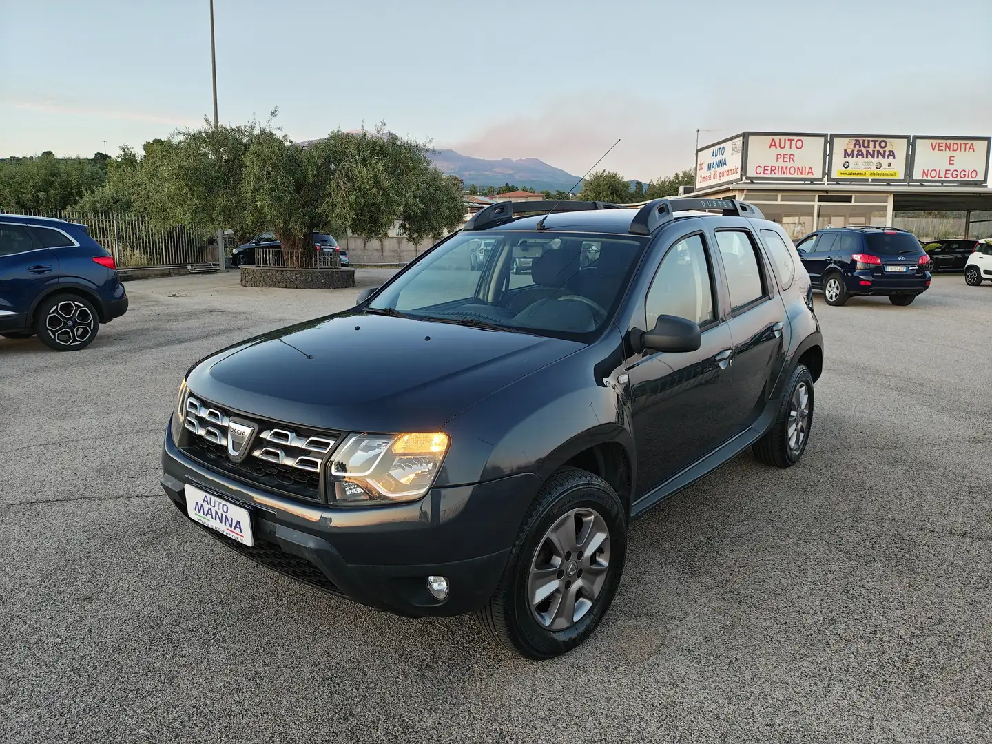 Dacia Duster 1.5 dci Ambiance 4x2 110cv Grigio - 1