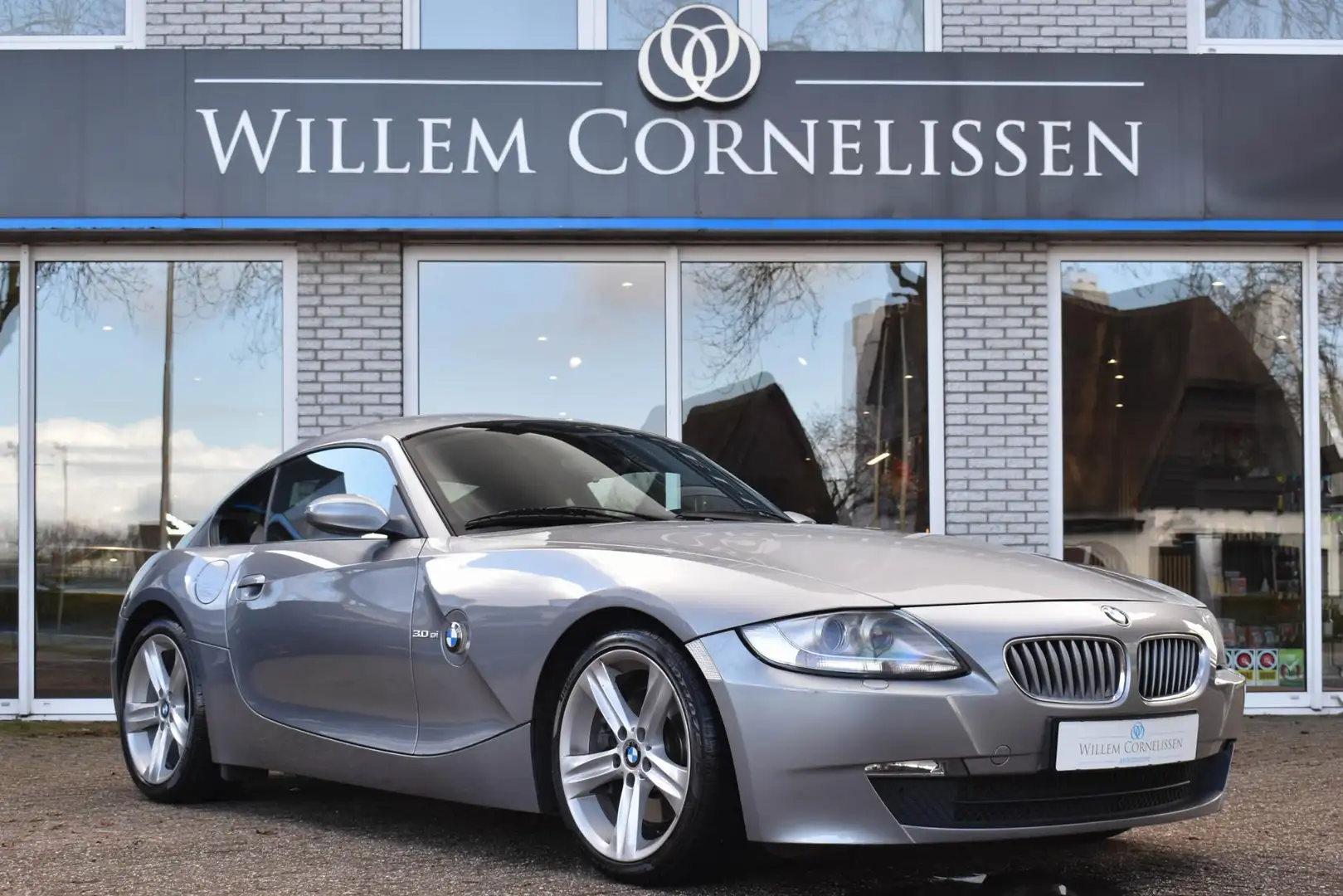 BMW Z4 Coupé 3.0si Executive Aut M-Sportstoelen HiFi Xeno Grijs - 1