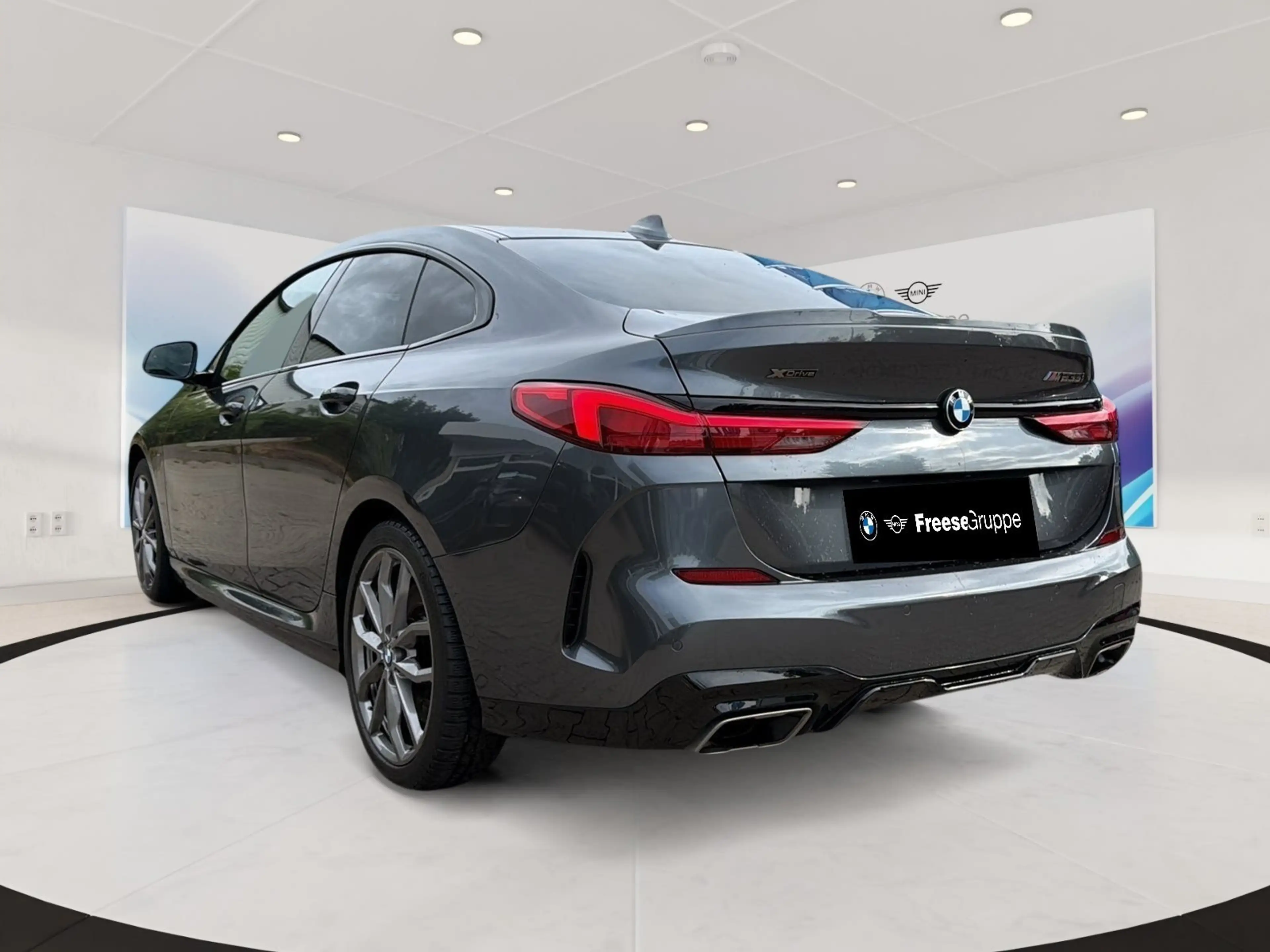 BMW 235 M235i xDrive A — photo 4