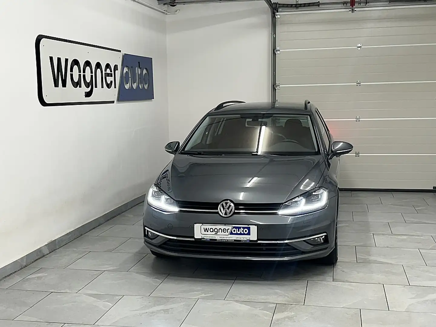 Volkswagen Golf Variant Rabbit 40 2,0 TDI DSG. Sportpaket/LED/ACC/Navi/... Grau - 1