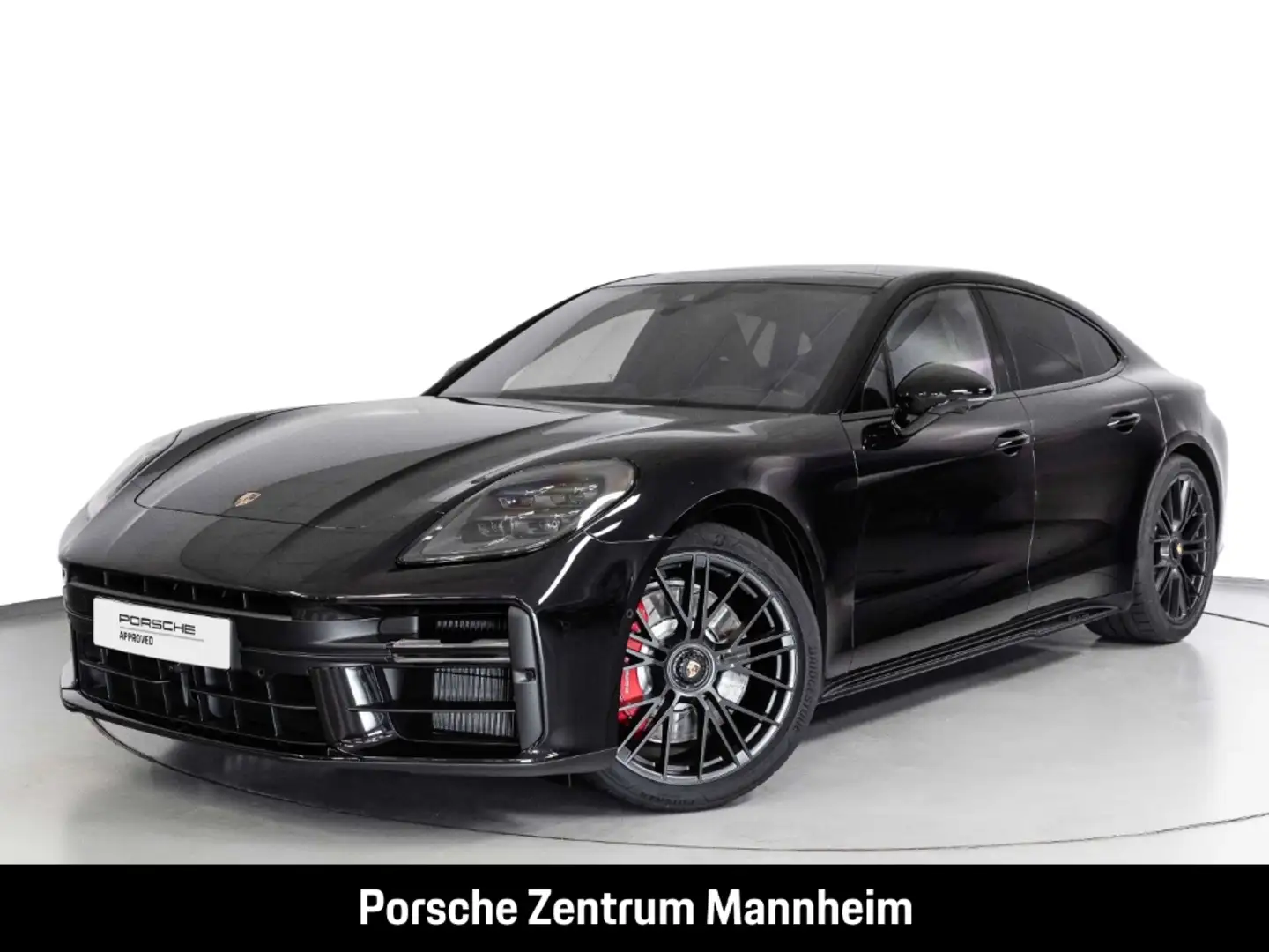 Porsche Panamera GTS Schwarz - 1