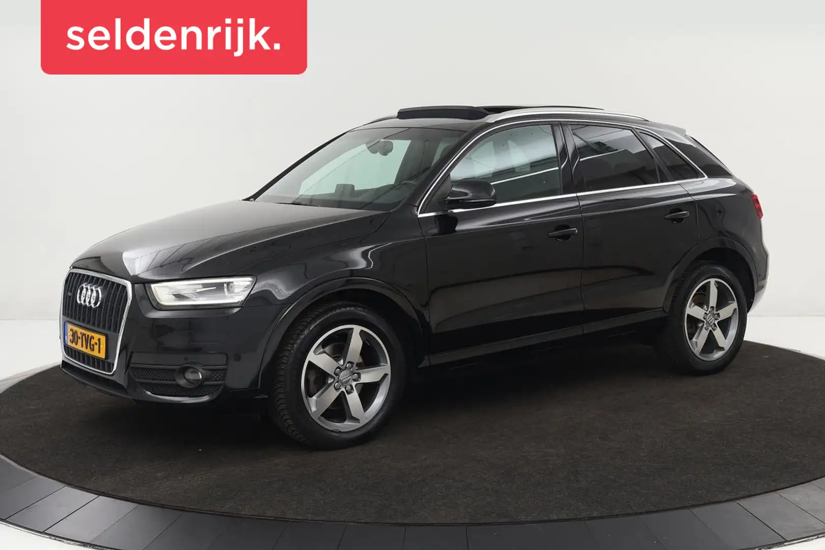 Audi Q3 2.0 TFSI quattro Pro Line | Panoramadak | Xenon | Zwart - 1