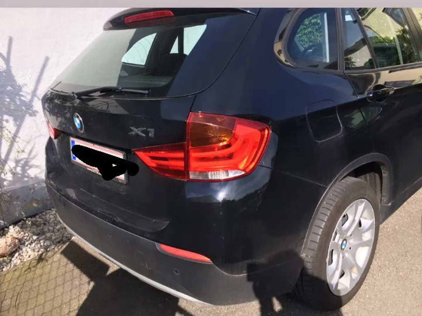 BMW X1 X1 xDrive18d Österreich Paket Schwarz - 2
