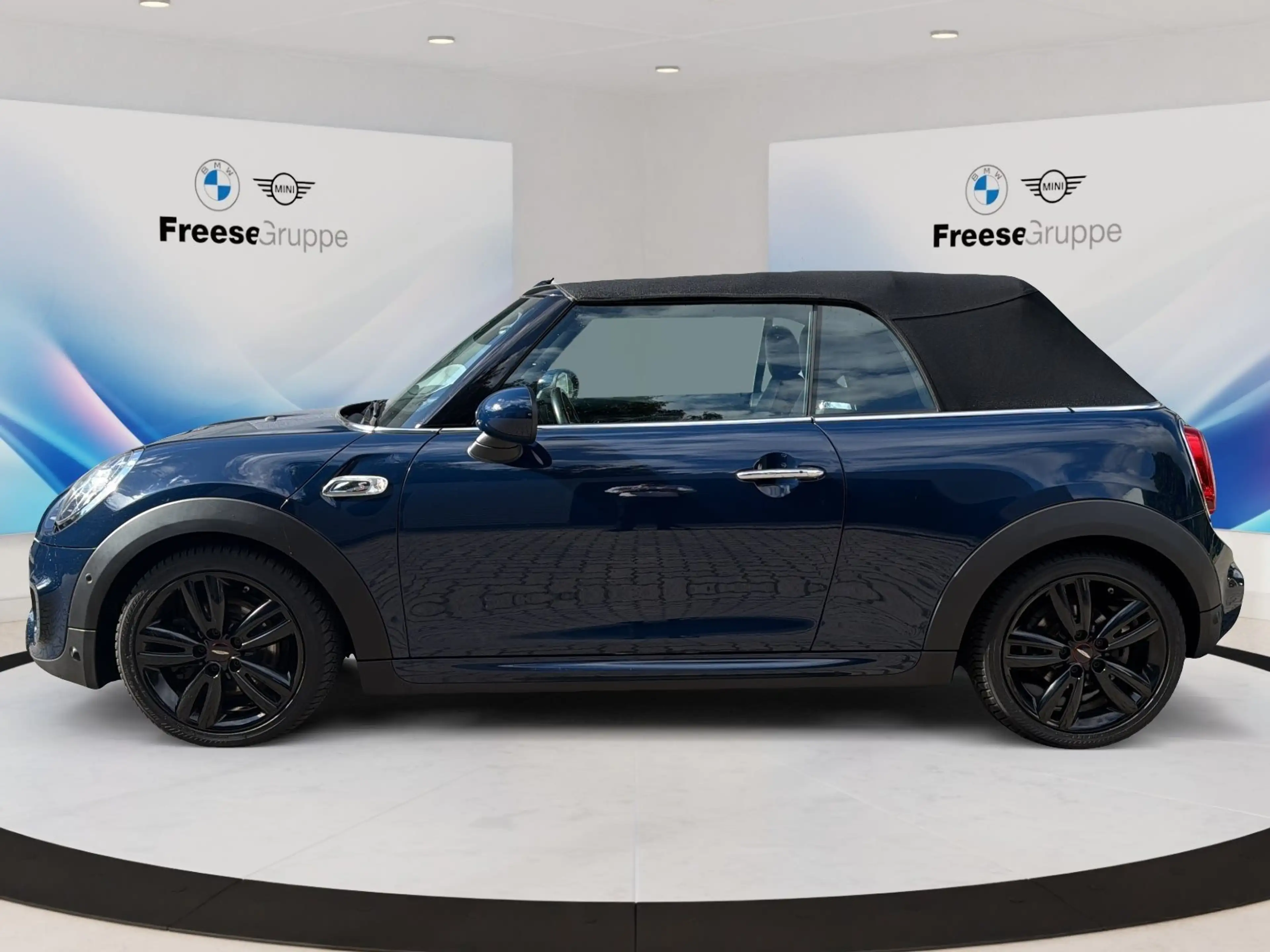 MINI Cooper S Cabrio Cooper S Cabrio HEAD-UP RFK HIFI SPORTSITZE LED — photo 3