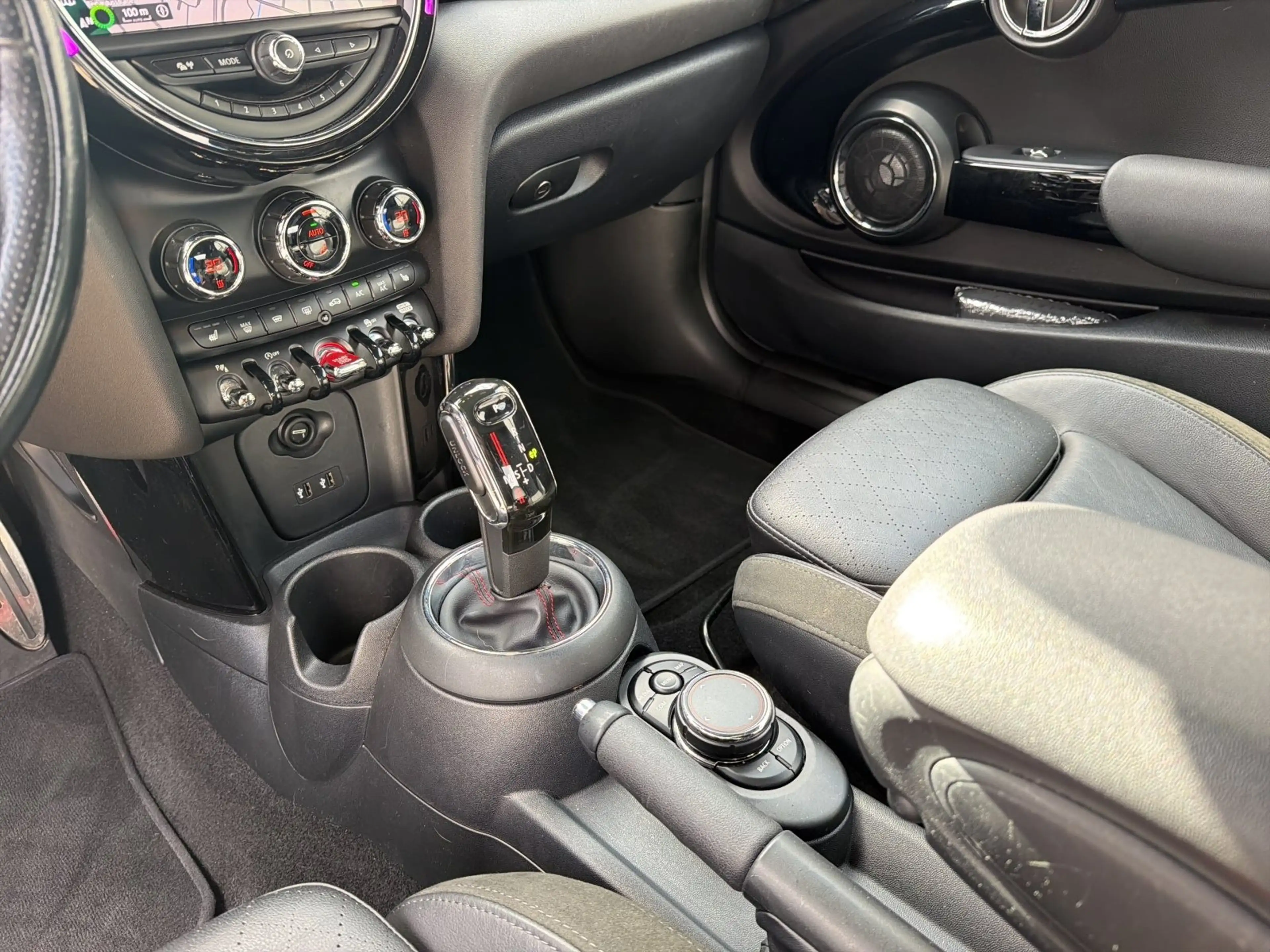 MINI Cooper S Cabrio Cooper S Cabrio HEAD-UP RFK HIFI SPORTSITZE LED — photo 13