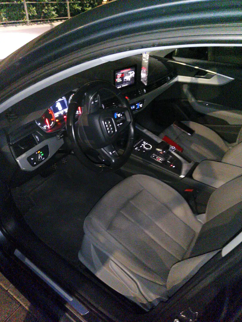 Audi A4 A4 2016 Avant Avant 2.0 tdi Business 150cv stronic Grigio - 2