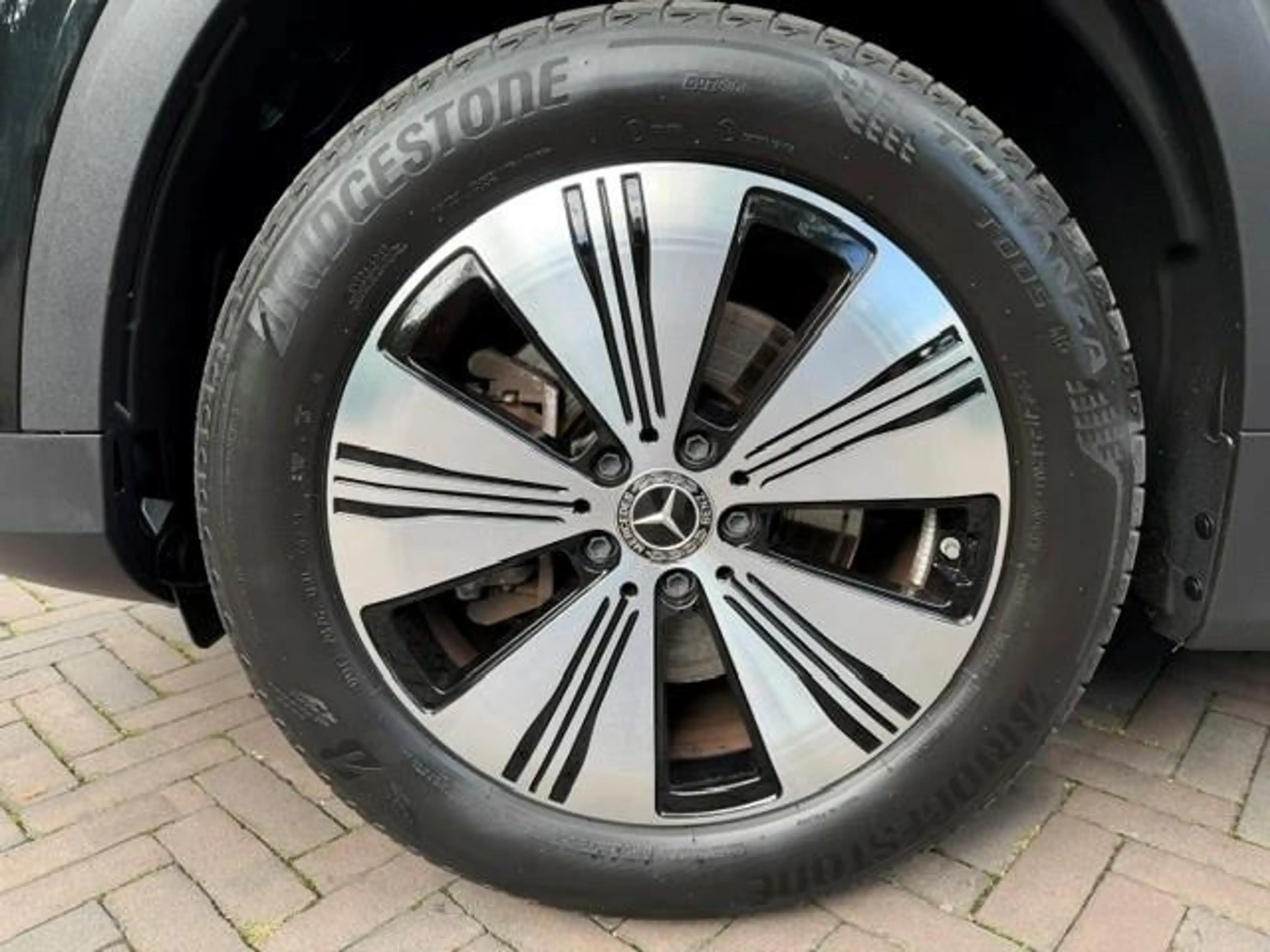 Mercedes-Benz EQB 250 Luxury Line 67kWh SOH 96% Acarplay/Leer/360Camera/ — photo 29