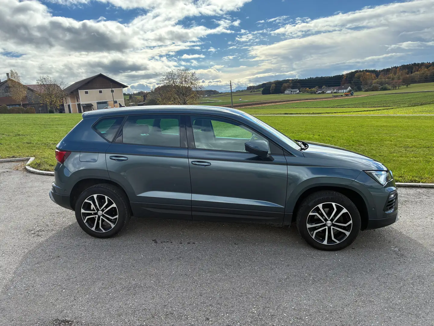 SEAT Ateca Style Grau - 2