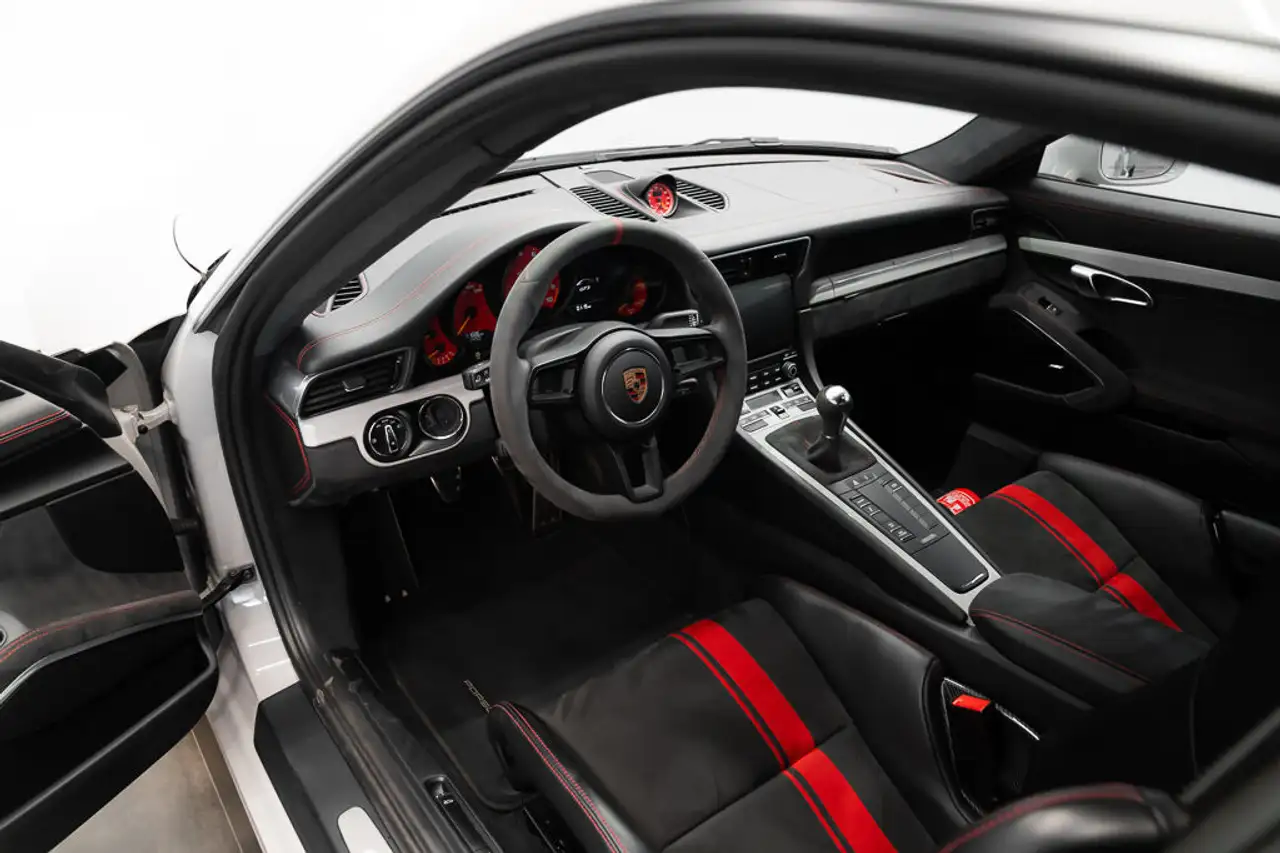 Porsche 911 снимка Porsche 911