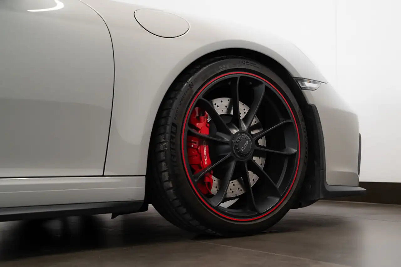Porsche 911 снимка Porsche 911