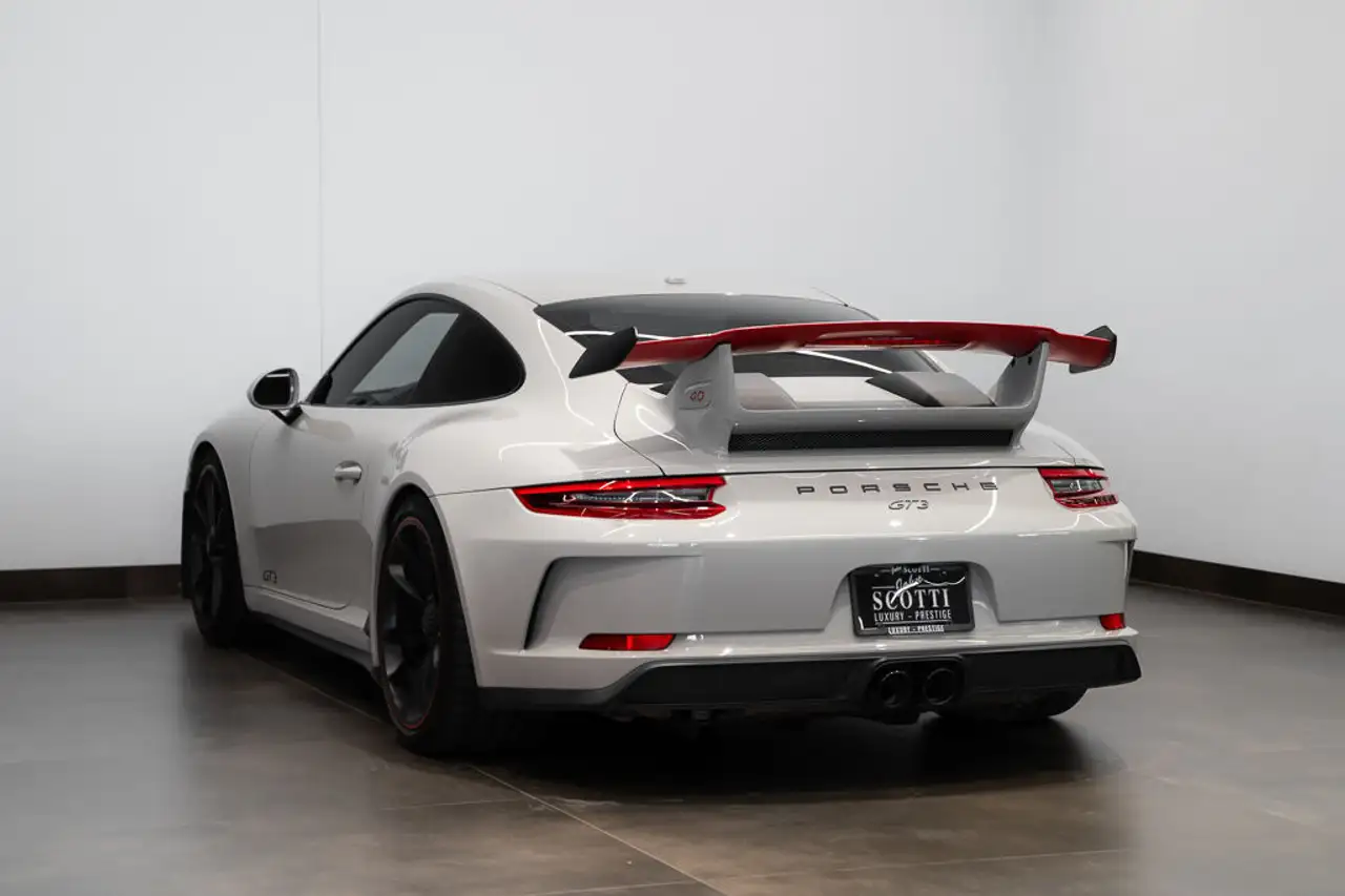 Porsche 911 снимка Porsche 911