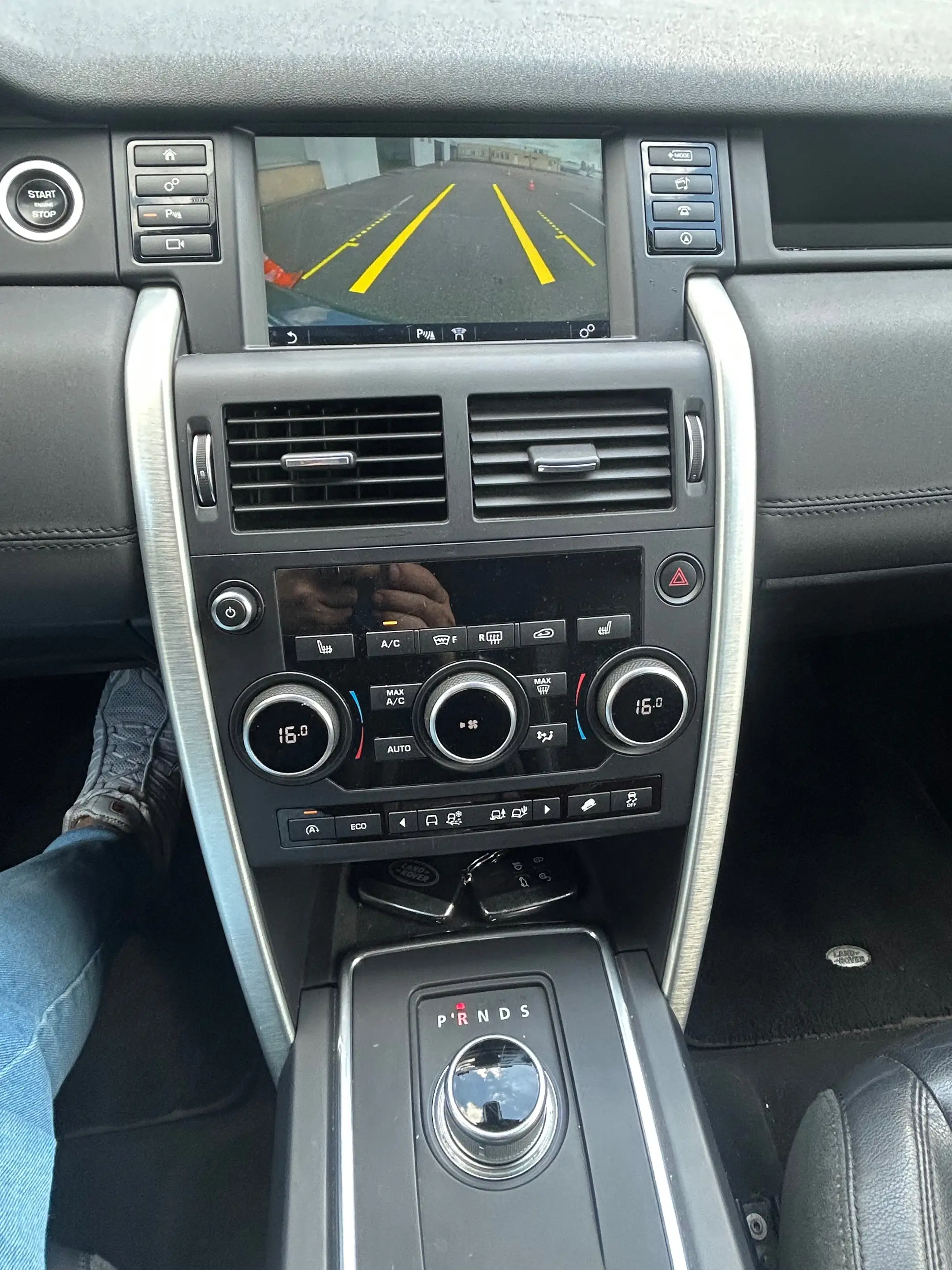 Land Rover Discovery Sport Discovery Sport 2.0 TD4 Urban Series SE Dynamic — photo 12