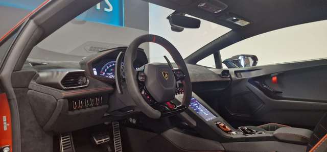 Lamborghini Huracán — photo 11