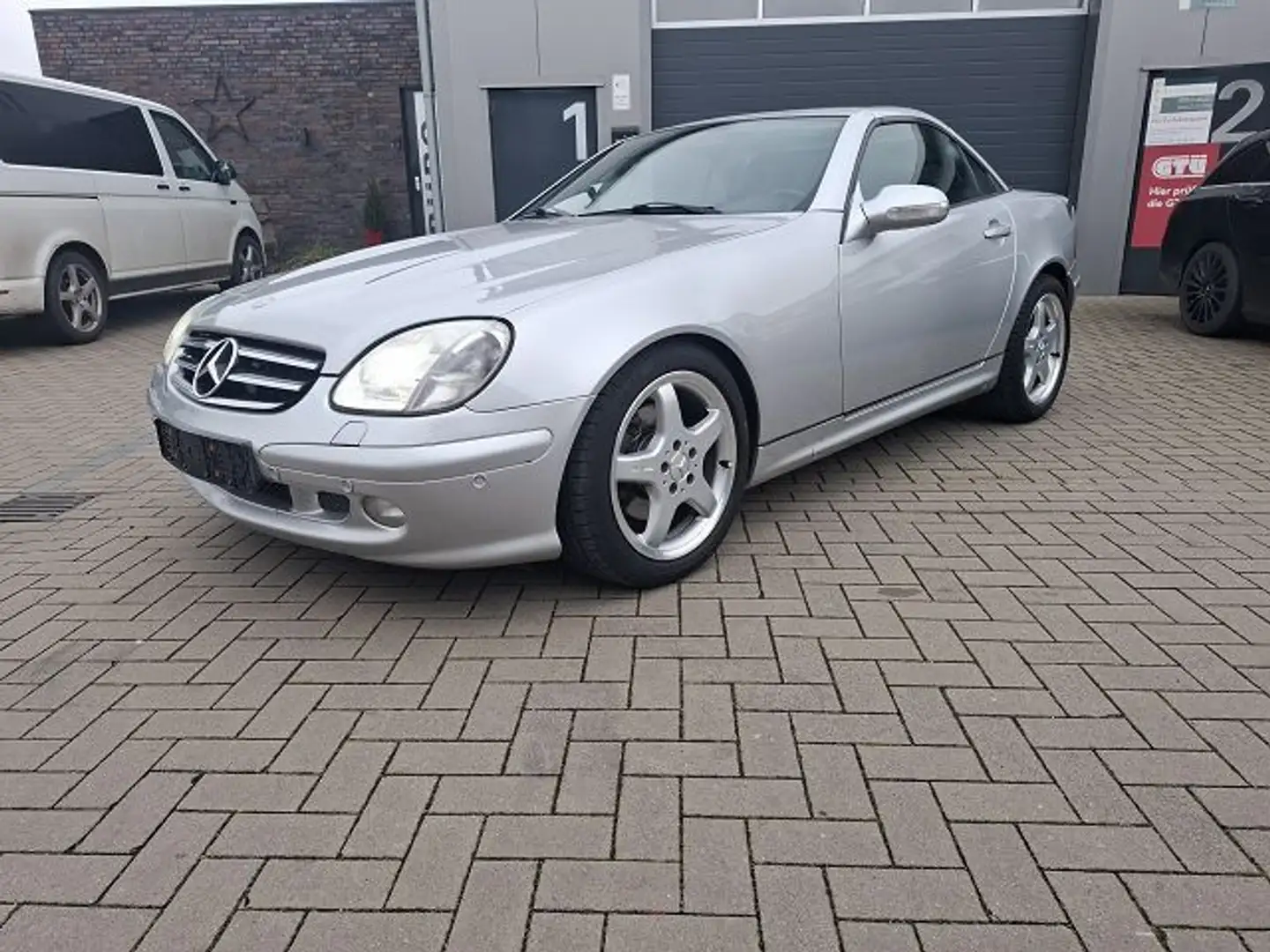 Mercedes-Benz SLK 320 "Special Edition" Autom.Top Zustand Silber - 1