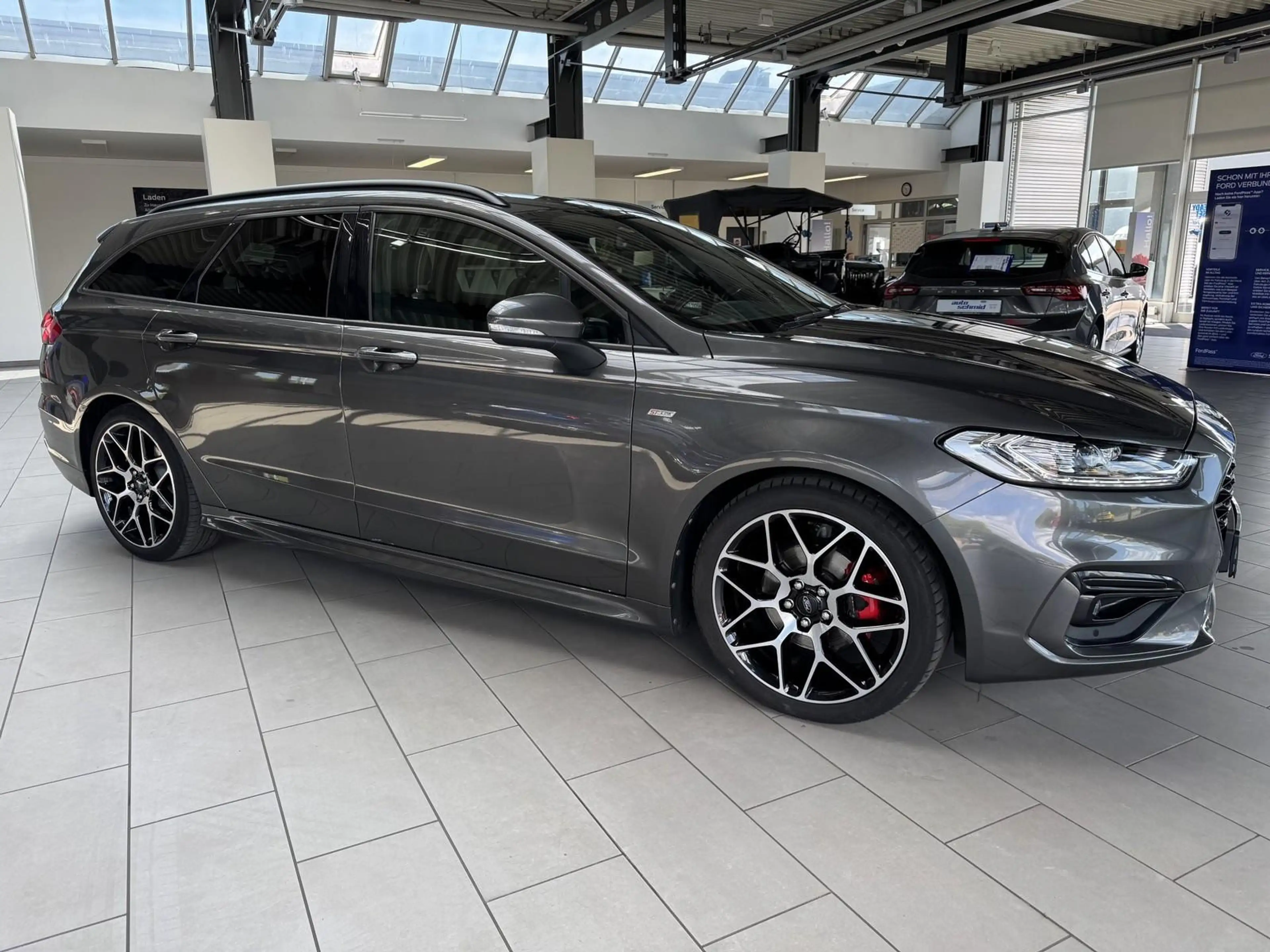 Ford Mondeo Turnier ST-Line + Business-Paket 3 + AHK — photo 7