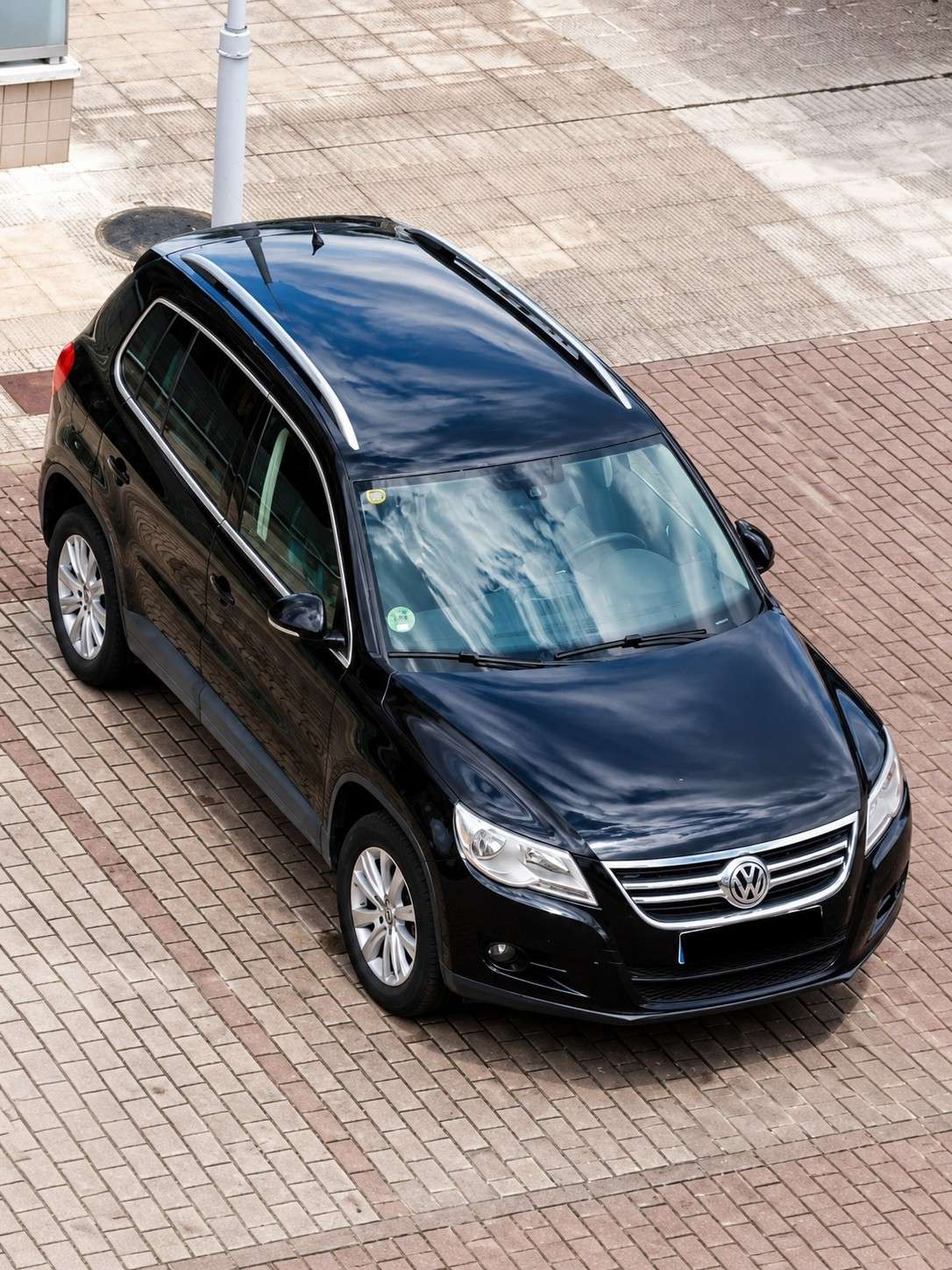 Volkswagen Tiguan 2.0 TDI 110 FAP BlueMotion - foto 1