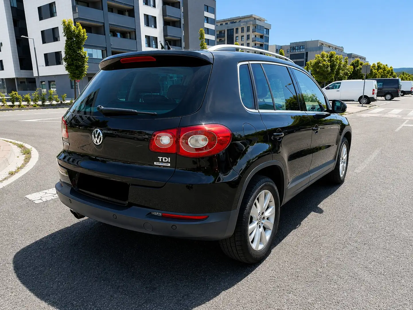Volkswagen Tiguan 2.0 TDI 110 FAP BlueMotion - 2