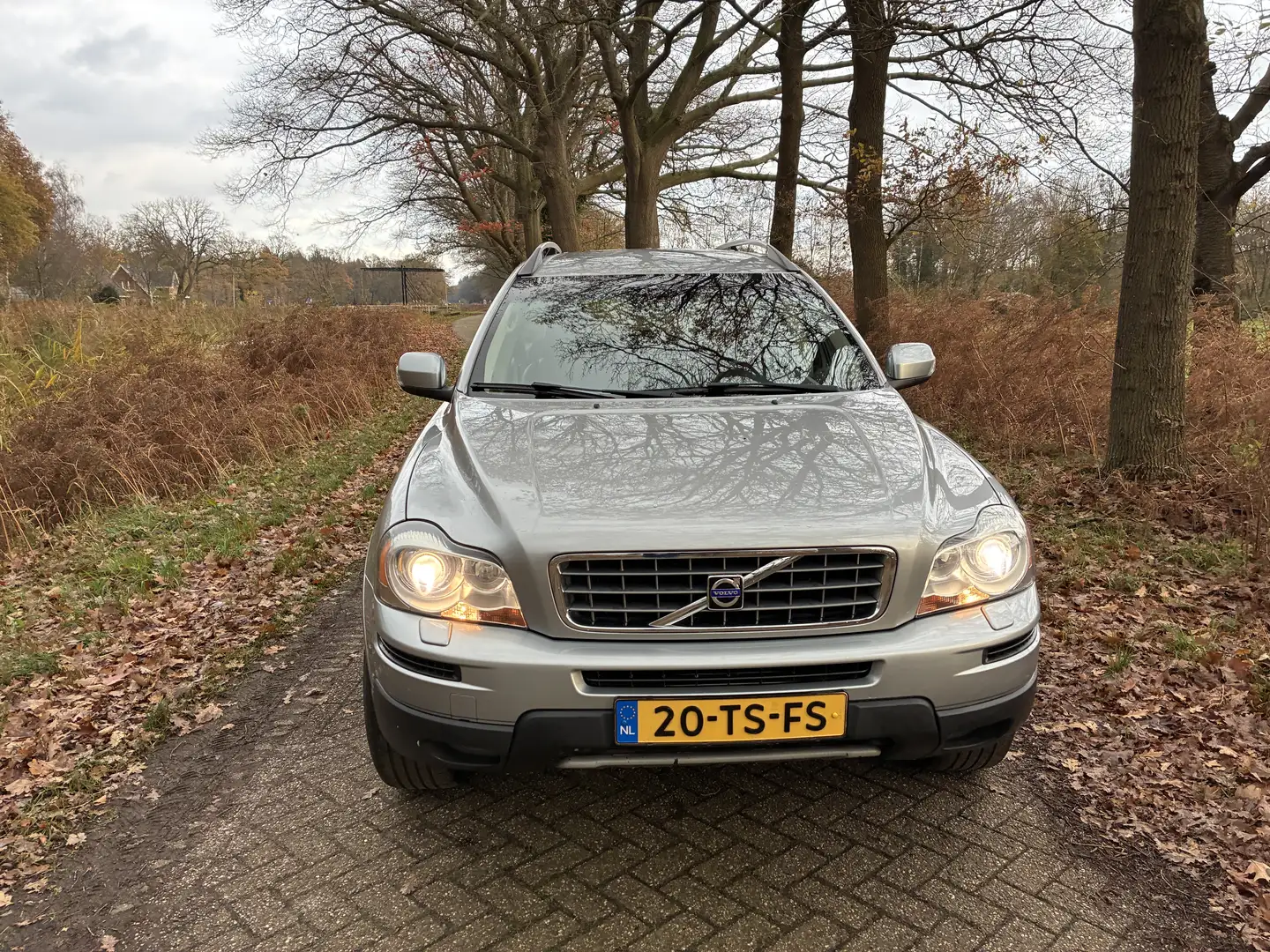 Volvo XC90 2.5 T Summum youngtimer 7 zits Zilver - 2