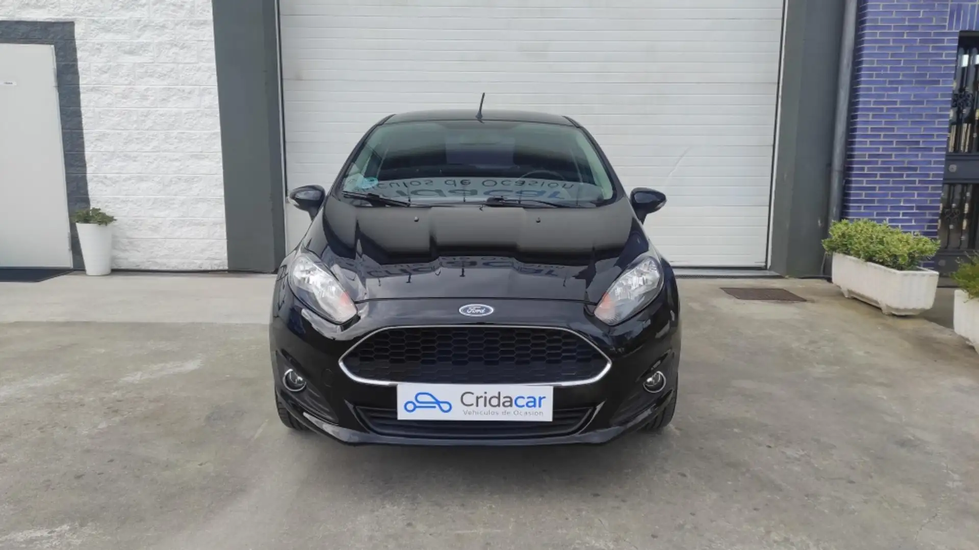 Ford Fiesta 1.25 Trend 82 Schwarz - 2