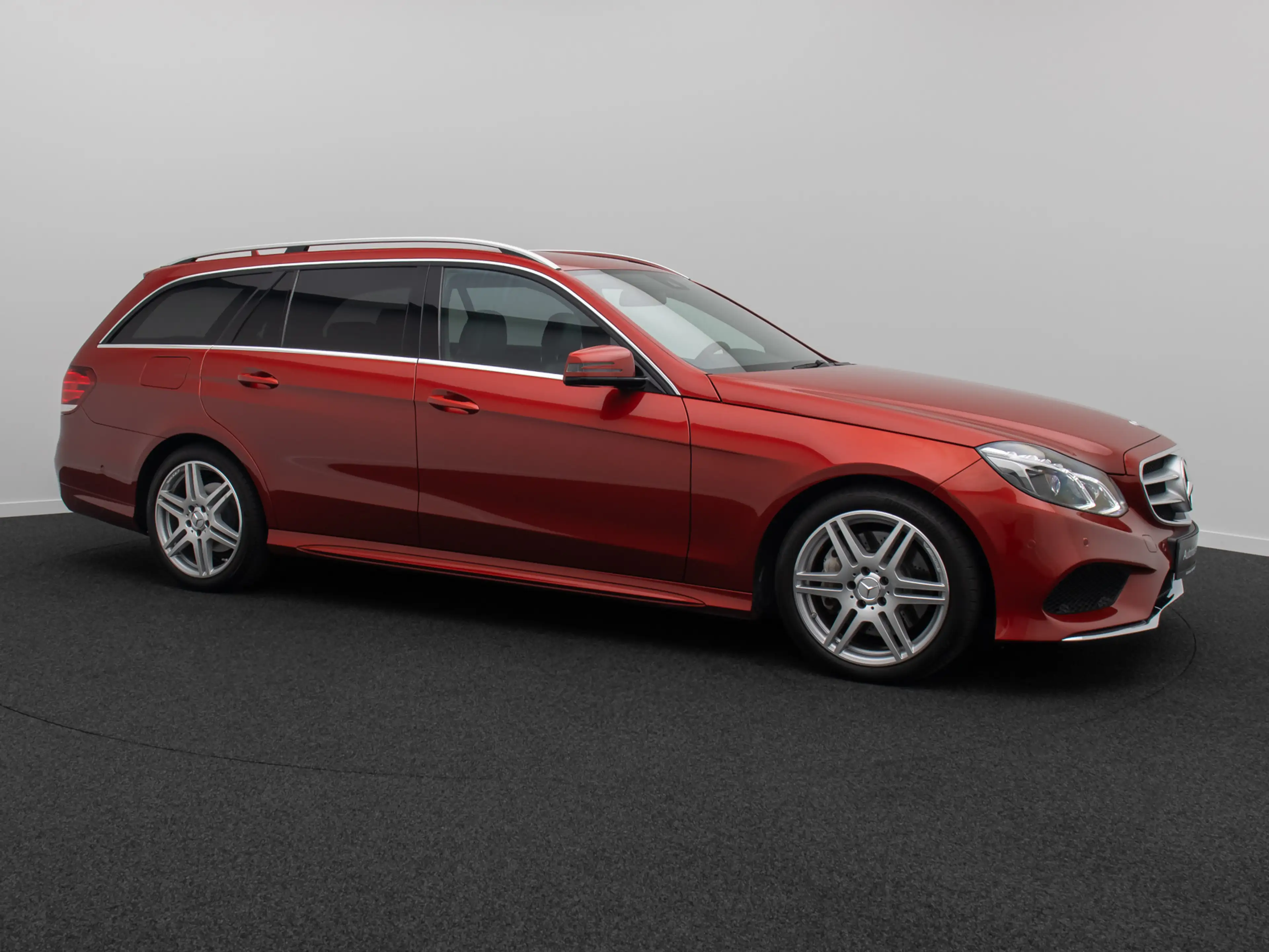Mercedes-Benz E 350 BlueTEC PDC Navi Tempomat LED Leder 18Zoll — photo 4