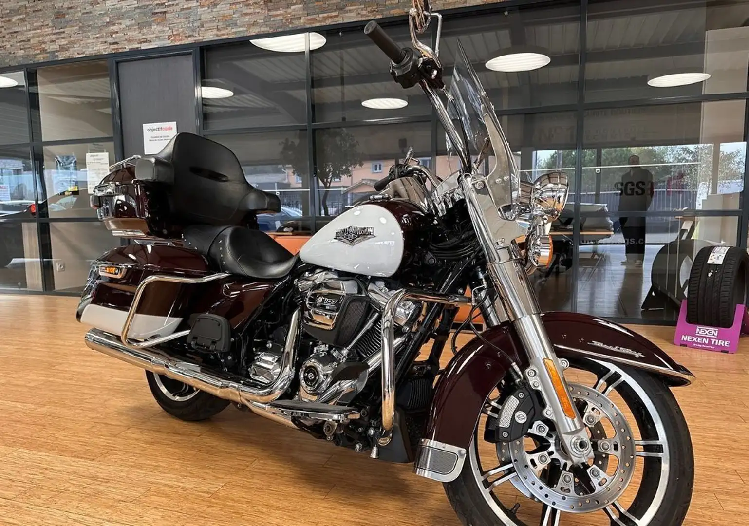 Harley-Davidson Road King Class Classic 1745 Garantie 12 mois Touring pack , sissy bar V&H Oro - 2