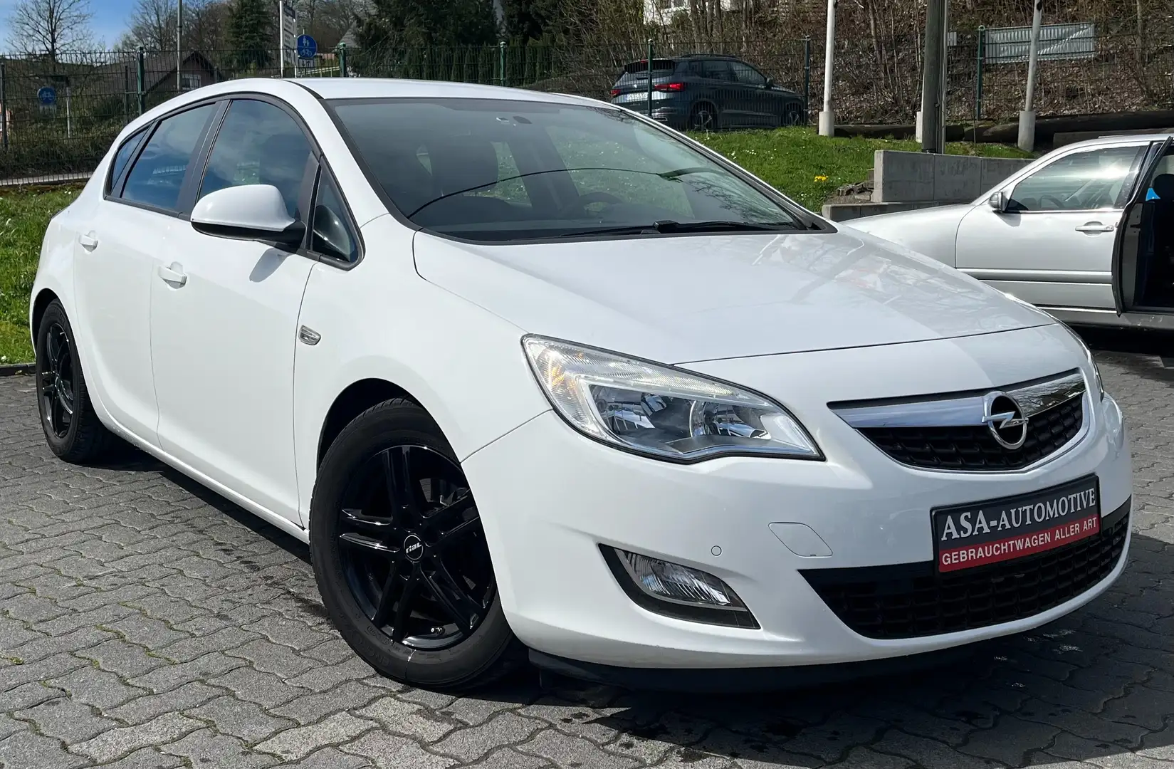 Opel Astra Edition Weiß - 2