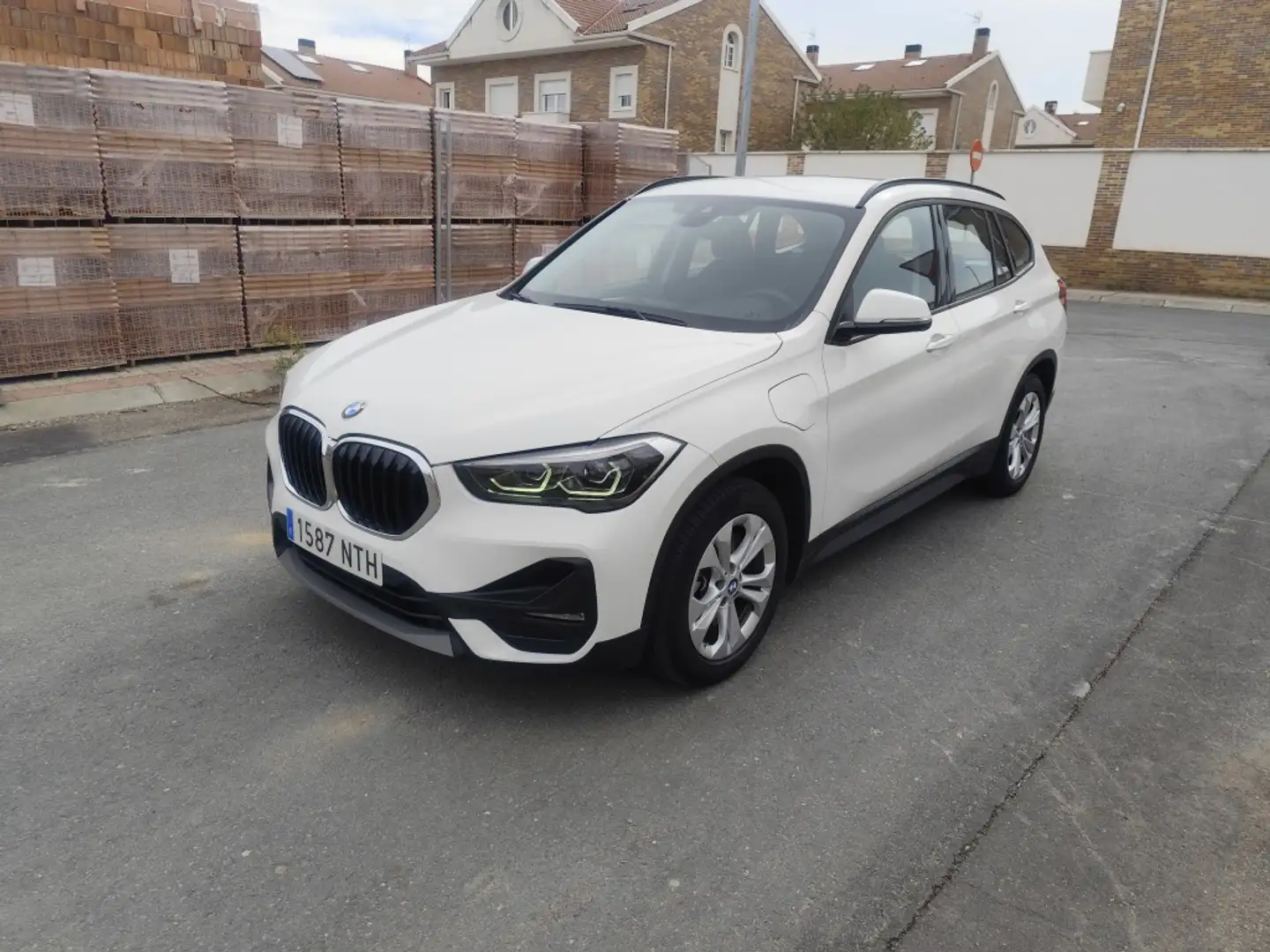 BMW X1 xDrive25eA Blanco - 2